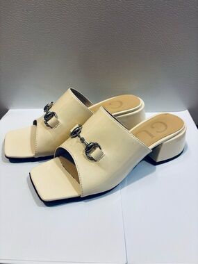 Gucci Cream Patent Leather Open-Toe Bit Mules